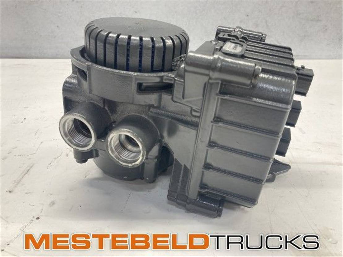 Mercedes-Benz Voorasmodulator MP4 - Sistema de admissão de ar de Caminhão: foto 1 Mercedes-Benz Voorasmodulator MP4 - Sistema de admissão de ar de Caminhão: foto 1