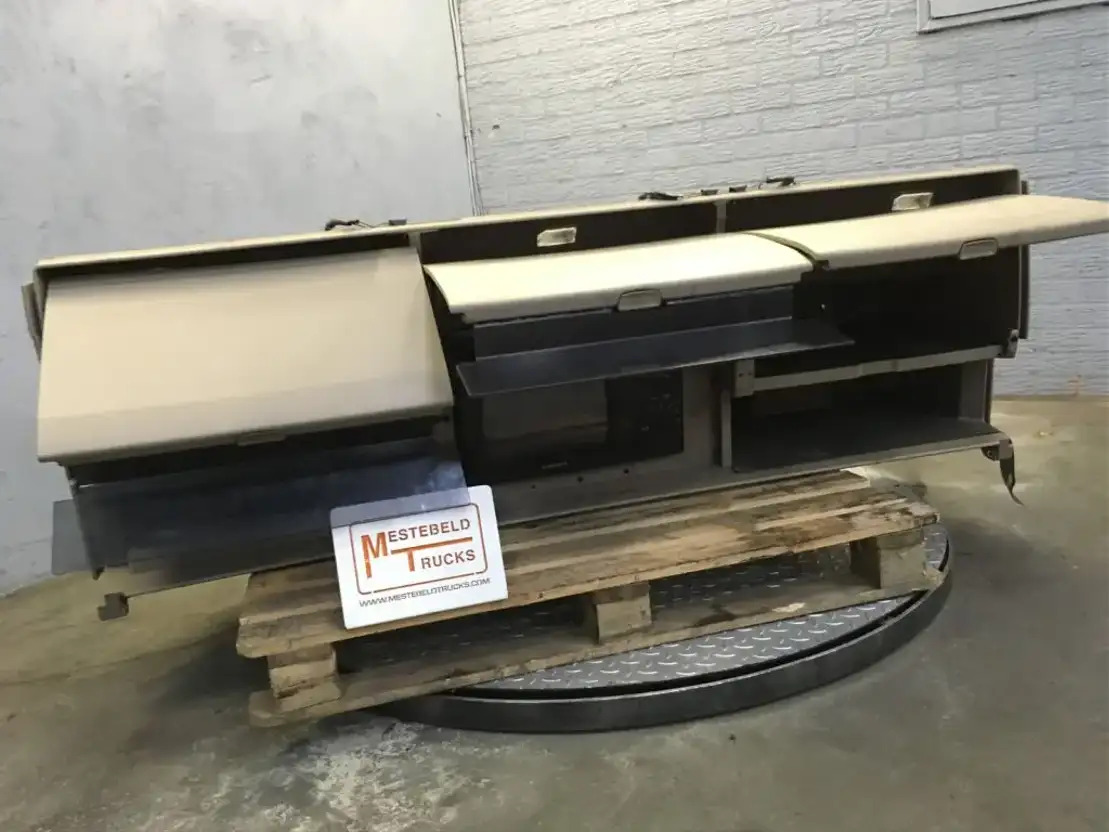 Scania Aflegvak met magnetron - Cabine e interior de Caminhão: foto 2 Scania Aflegvak met magnetron - Cabine e interior de Caminhão: foto 2