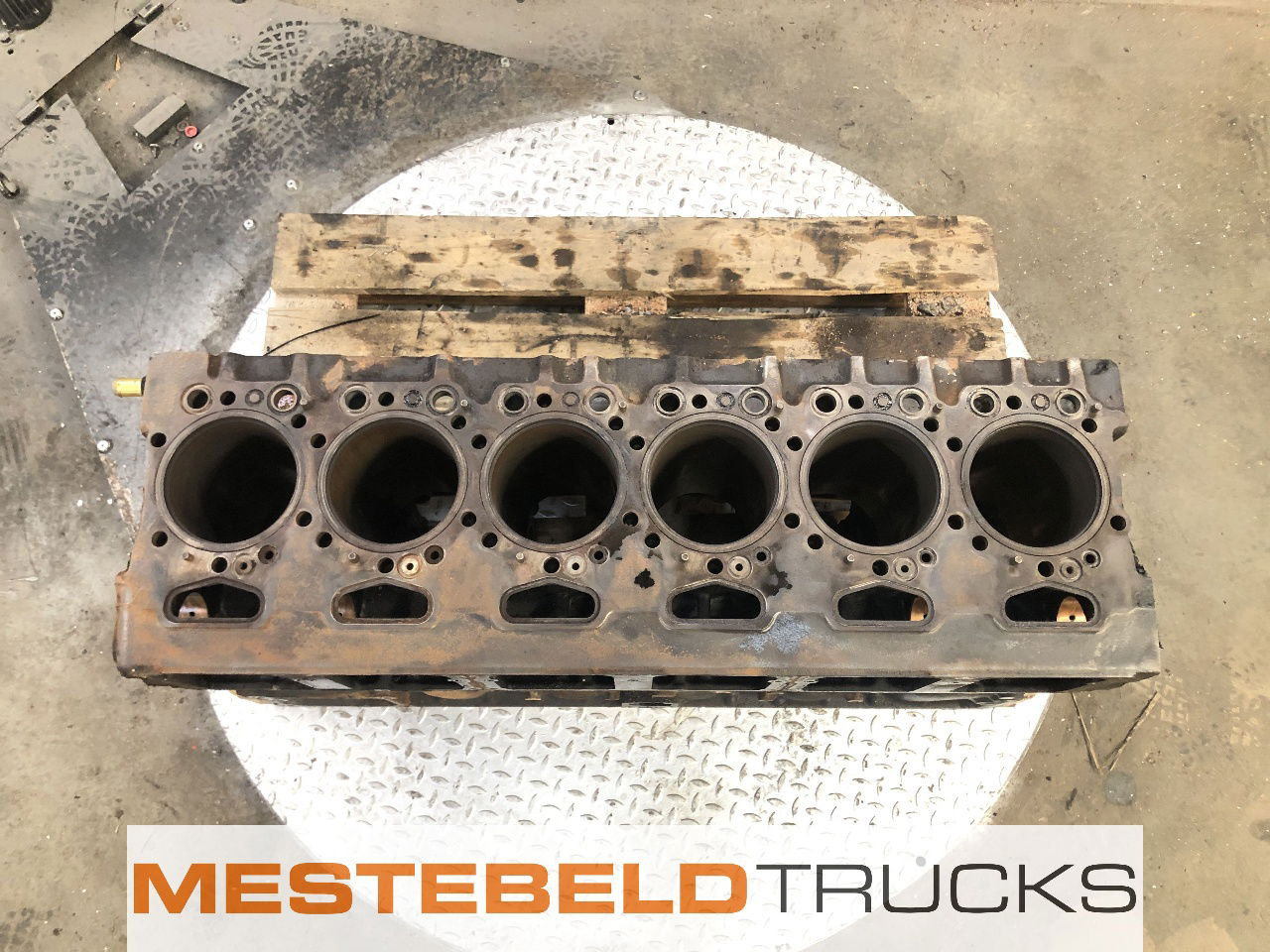 Scania Motorblok DC 13 141 - Motor e peças de Caminhão: foto 3 Scania Motorblok DC 13 141 - Motor e peças de Caminhão: foto 3