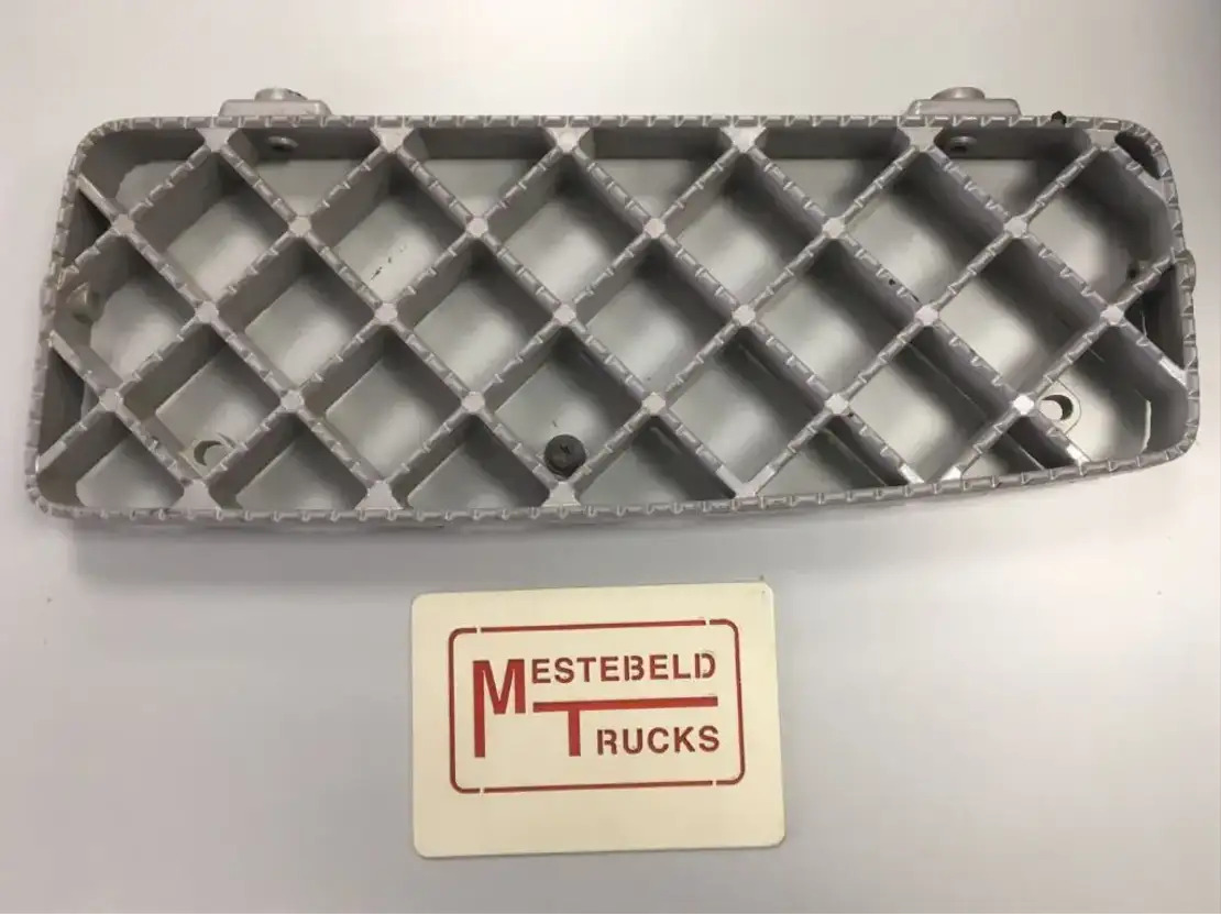 Scania T rede van instapbak - Cabine e interior de Caminhão: foto 1 Scania T rede van instapbak - Cabine e interior de Caminhão: foto 1