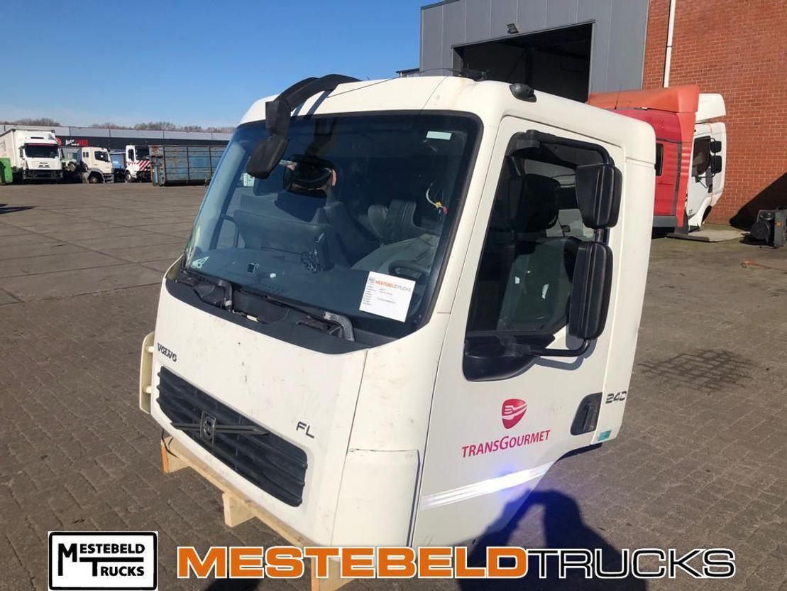 Volvo Cabine - Cabine de Caminhão: foto 2 Volvo Cabine - Cabine de Caminhão: foto 2