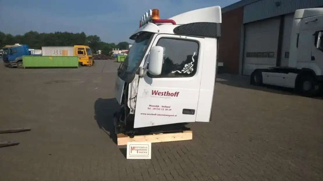 Volvo Cabine - Cabine e interior de Caminhão: foto 2 Volvo Cabine - Cabine e interior de Caminhão: foto 2