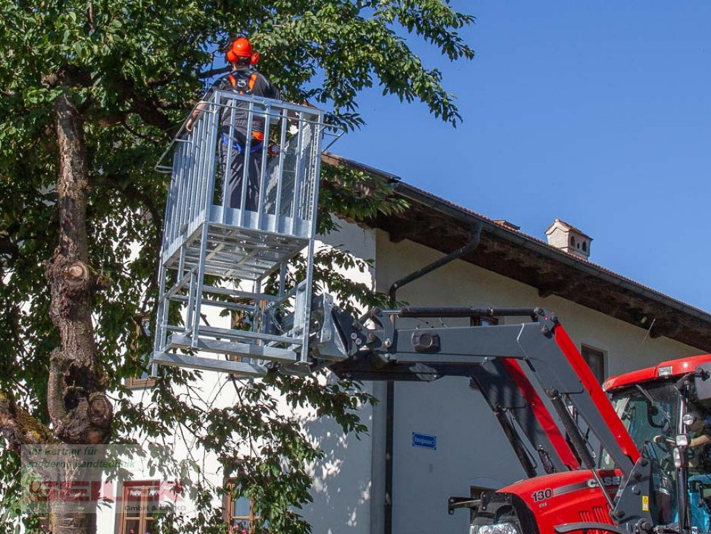 Fliegl Arbeitsbühne HOCH mit Euro-Aufnahme - Equipamento de Máquina de construção: foto 2 Fliegl Arbeitsbühne HOCH mit Euro-Aufnahme - Equipamento de Máquina de construção: foto 2