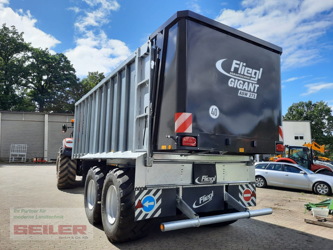 Fliegl ASW 271 C FOX Lenkachse 26,5" 35m³ - Autocarregadora: foto 4 Fliegl ASW 271 C FOX Lenkachse 26,5" 35m³ - Autocarregadora: foto 4