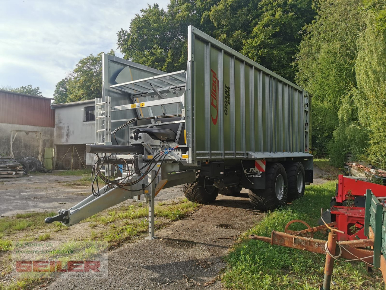 Fliegl ASW 281 GIGANT FOX 45m³ - Autocarregadora: foto 2 Fliegl ASW 281 GIGANT FOX 45m³ - Autocarregadora: foto 2