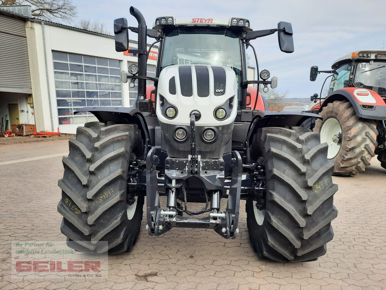 Steyr Absolut 6185 CVT - Trator: foto 2 Steyr Absolut 6185 CVT - Trator: foto 2