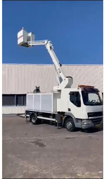 DAF LF 45.160 CUSTERS Hoogwerker 14,5 mtr / Skyworker 14,5mtr - Caminhão com plataforma aérea: foto 3 DAF LF 45.160 CUSTERS Hoogwerker 14,5 mtr / Skyworker 14,5mtr - Caminhão com plataforma aérea: foto 3