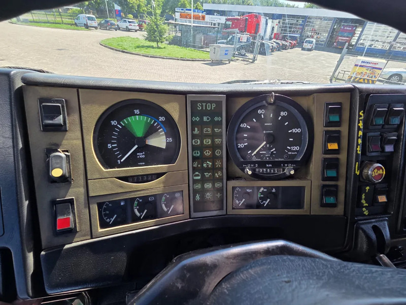 Camião de caixa aberta/ Plataforma, Caminhão grua MAN 26.362 6x4 Full spring Euro 2: foto 12 Camião de caixa aberta/ Plataforma, Caminhão grua MAN 26.362 6x4 Full spring Euro 2: foto 12