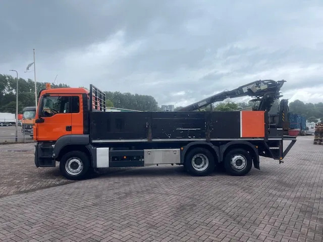 MAN TGS 26.320 6x2 Euro 5 met verrijdbare 14.000 R2 Kennis kraan '2008' met stempels - Caminhão grua: foto 4 MAN TGS 26.320 6x2 Euro 5 met verrijdbare 14.000 R2 Kennis kraan '2008' met stempels - Caminhão grua: foto 4