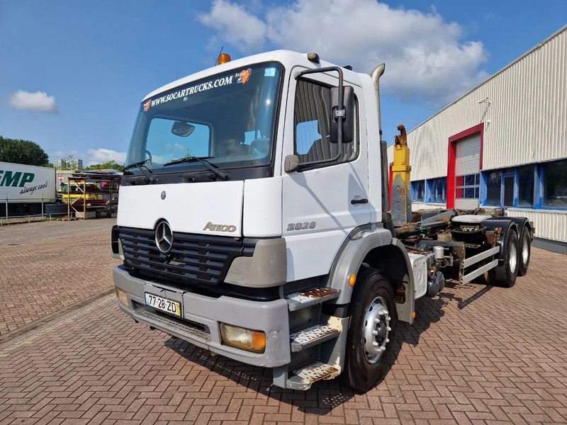 Mercedes-Benz Atego 2628 6x4, Manual gear, full steel suspension - Caminhão chassi: foto 2 Mercedes-Benz Atego 2628 6x4, Manual gear, full steel suspension - Caminhão chassi: foto 2