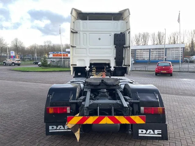 DAF XF 105.410 Euro 5 2 tanks Retarder Automatic - Tractor: foto 4 DAF XF 105.410 Euro 5 2 tanks Retarder Automatic - Tractor: foto 4