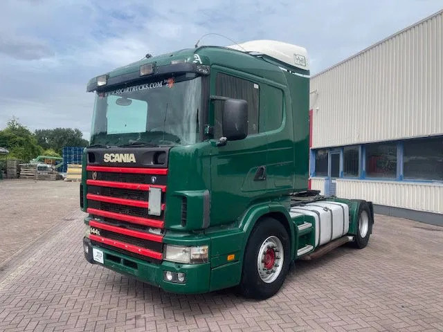 Scania R144-530 V8 Retarder 2x Diesel tank - Tractor: foto 3 Scania R144-530 V8 Retarder 2x Diesel tank - Tractor: foto 3