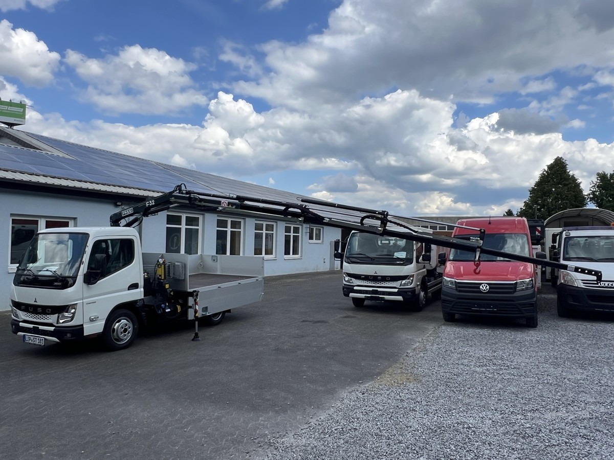 FUSO 3S15 Alu Pritsche 2.80m Ladekran Bohrgerät - Furgão caixa aberta: foto 5 FUSO 3S15 Alu Pritsche 2.80m Ladekran Bohrgerät - Furgão caixa aberta: foto 5