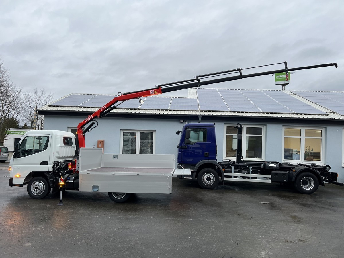 FUSO 3S15 Alu Pritsche 2.80m Ladekran Funk! - Furgão caixa aberta: foto 3 FUSO 3S15 Alu Pritsche 2.80m Ladekran Funk! - Furgão caixa aberta: foto 3