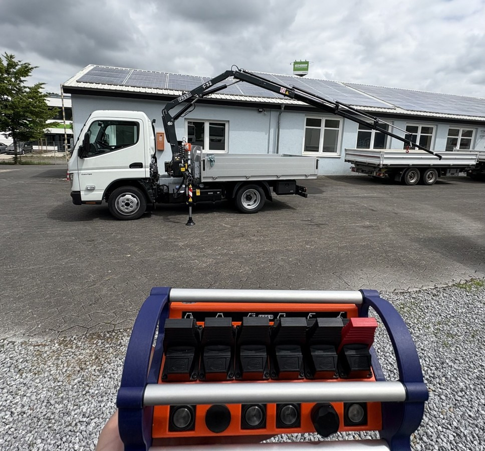 FUSO 3S15 Alu Pritsche 2.80m Ladekran Funk! sofort ve - Caminhão grua: foto 5 FUSO 3S15 Alu Pritsche 2.80m Ladekran Funk! sofort ve - Caminhão grua: foto 5
