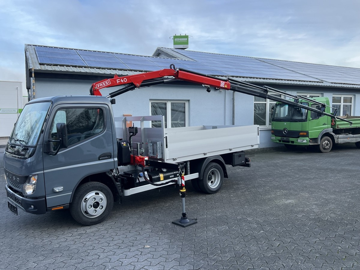 FUSO 6S15 Pritsche 3.0m Kran 4xhydr. Funk! - Furgão caixa aberta: foto 2 FUSO 6S15 Pritsche 3.0m Kran 4xhydr. Funk! - Furgão caixa aberta: foto 2