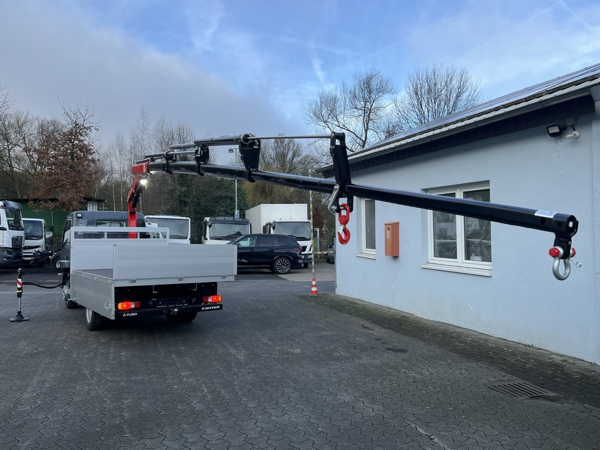 FUSO 6S15 Pritsche 3.0m Kran 4xhydr. Funk! - Caminhão grua, Camião de caixa aberta/ Plataforma: foto 4 FUSO 6S15 Pritsche 3.0m Kran 4xhydr. Funk! - Caminhão grua, Camião de caixa aberta/ Plataforma: foto 4