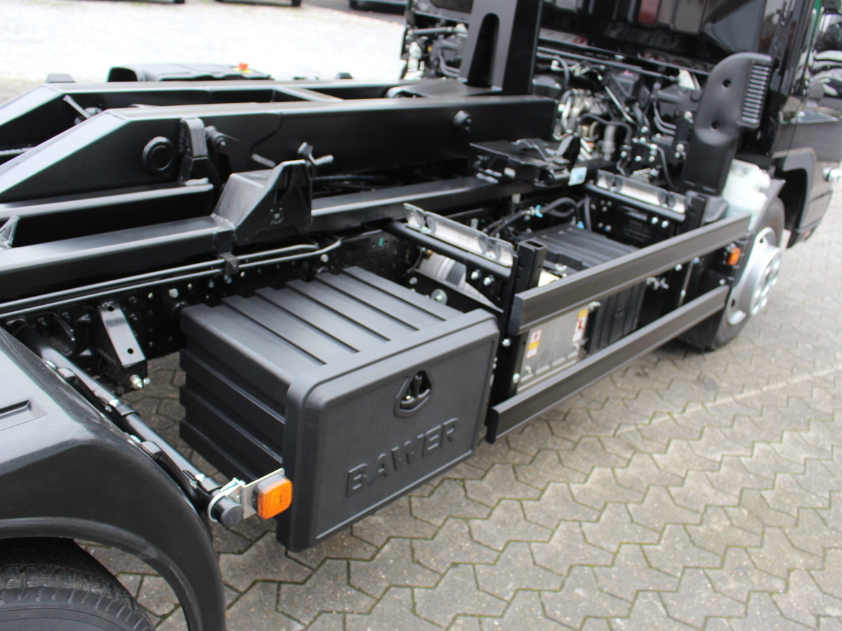 Caminhão polibenne, Caminhão grua nuevo FUSO Canter FUSO 9C18  City Abrollkipper Hooklift Bla: foto 9