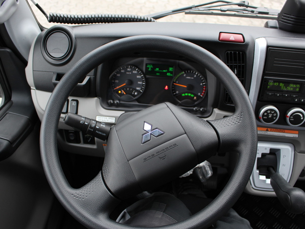 Caminhão polibenne, Caminhão grua nuevo FUSO Canter FUSO 9C18  City Abrollkipper Hooklift Bla: foto 11