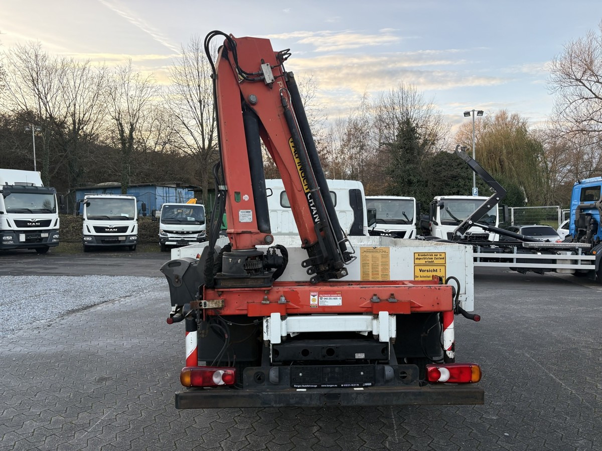 FUSO FUSO 7C18 Canter Pritsche 3.8m Kran 2x hydr. - Furgão caixa aberta: foto 5 FUSO FUSO 7C18 Canter Pritsche 3.8m Kran 2x hydr. - Furgão caixa aberta: foto 5