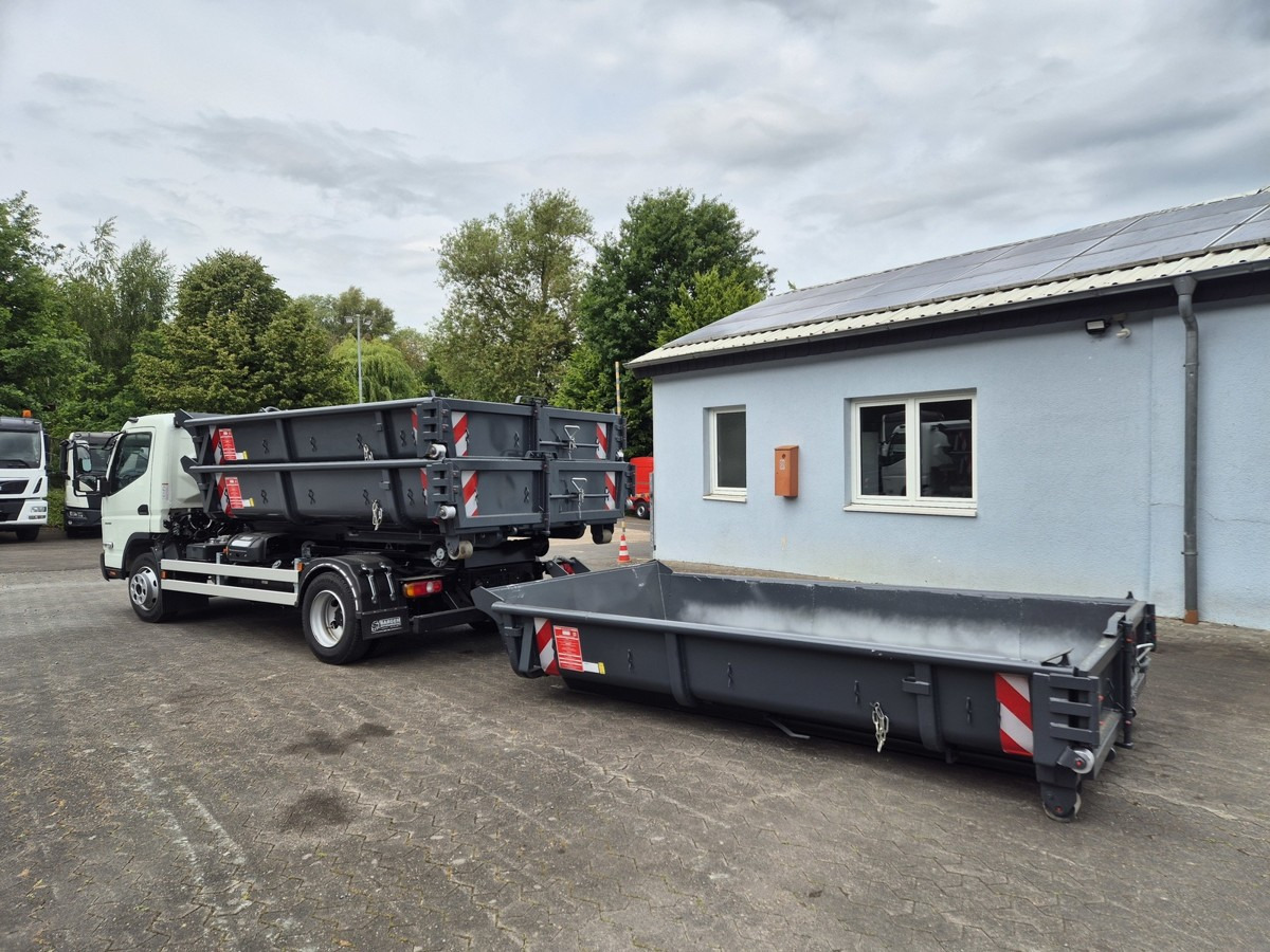 FUSO FUSO 9C18 40km/h City Abrollkipper WLF Swiss CH - Caminhão polibenne: foto 3 FUSO FUSO 9C18 40km/h City Abrollkipper WLF Swiss CH - Caminhão polibenne: foto 3