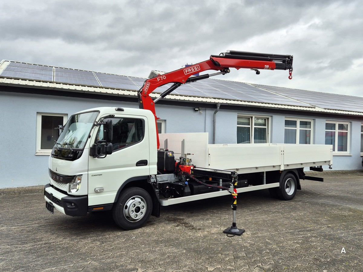 FUSO FUSO 9C18 Canter Alu Pritsche 5.5m Kran 3x hydr. - Furgão caixa aberta: foto 5 FUSO FUSO 9C18 Canter Alu Pritsche 5.5m Kran 3x hydr. - Furgão caixa aberta: foto 5