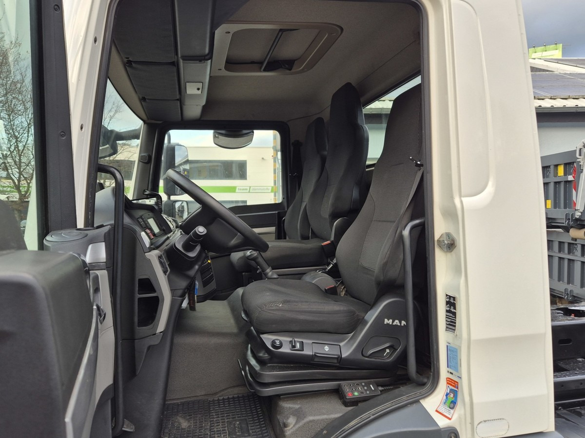 MAN TGL 12.250 BL City Abrollkipper AHK Euro 6 - Caminhão polibenne: foto 5 MAN TGL 12.250 BL City Abrollkipper AHK Euro 6 - Caminhão polibenne: foto 5