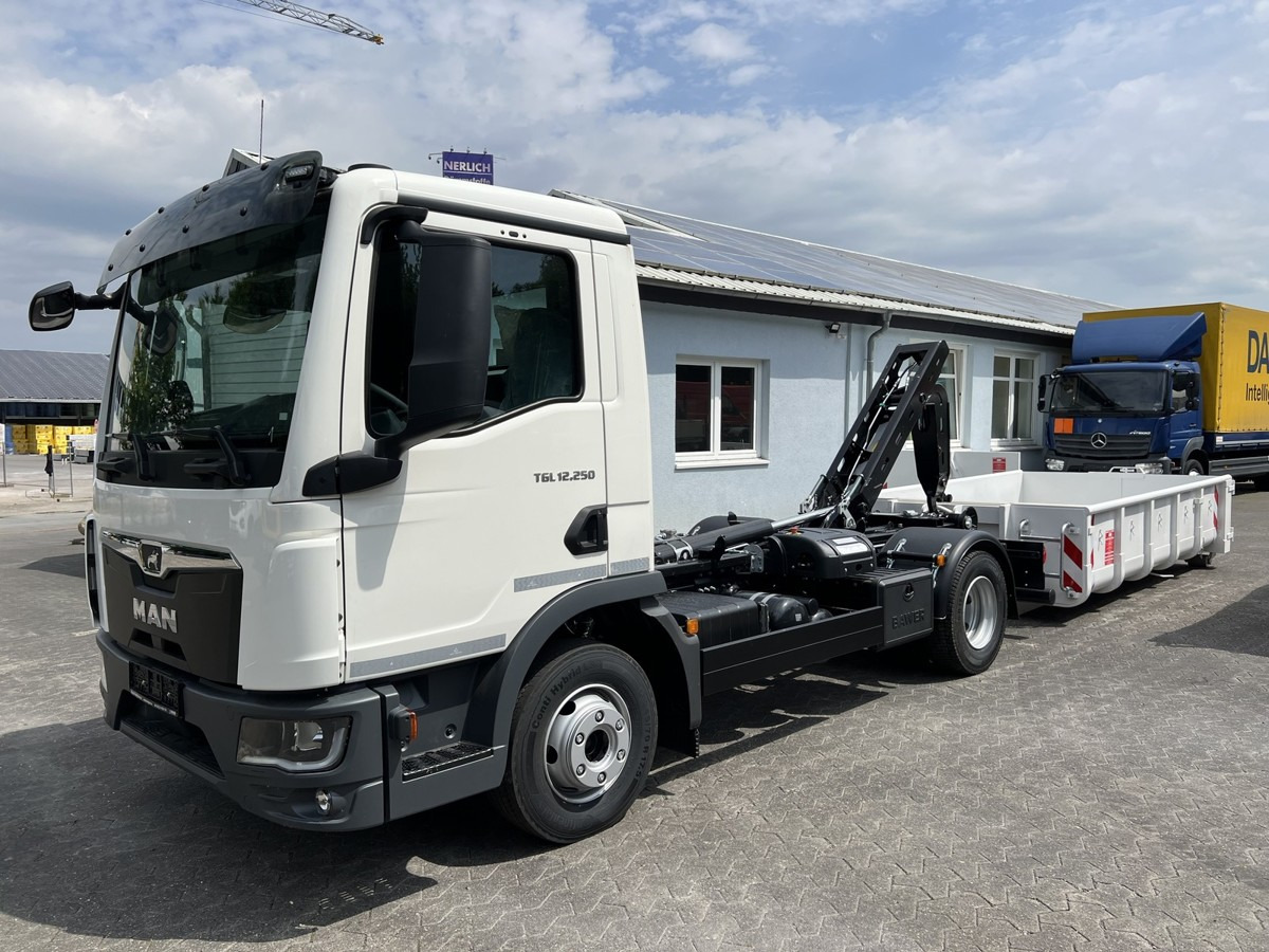 MAN TGL 12.250 BL NEU City Abrollkipper PowerMatic s - Caminhão polibenne: foto 1 MAN TGL 12.250 BL NEU City Abrollkipper PowerMatic s - Caminhão polibenne: foto 1