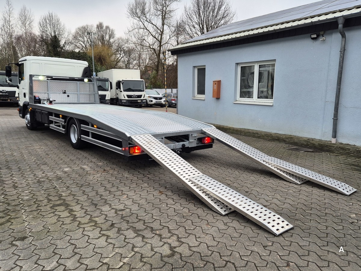 MAN TGL 8.220 Koffer 6.20m LBW AHK 8.190 - Caminhão transporte de veículos, Veículo comercial: foto 1 MAN TGL 8.220 Koffer 6.20m LBW AHK 8.190 - Caminhão transporte de veículos, Veículo comercial: foto 1