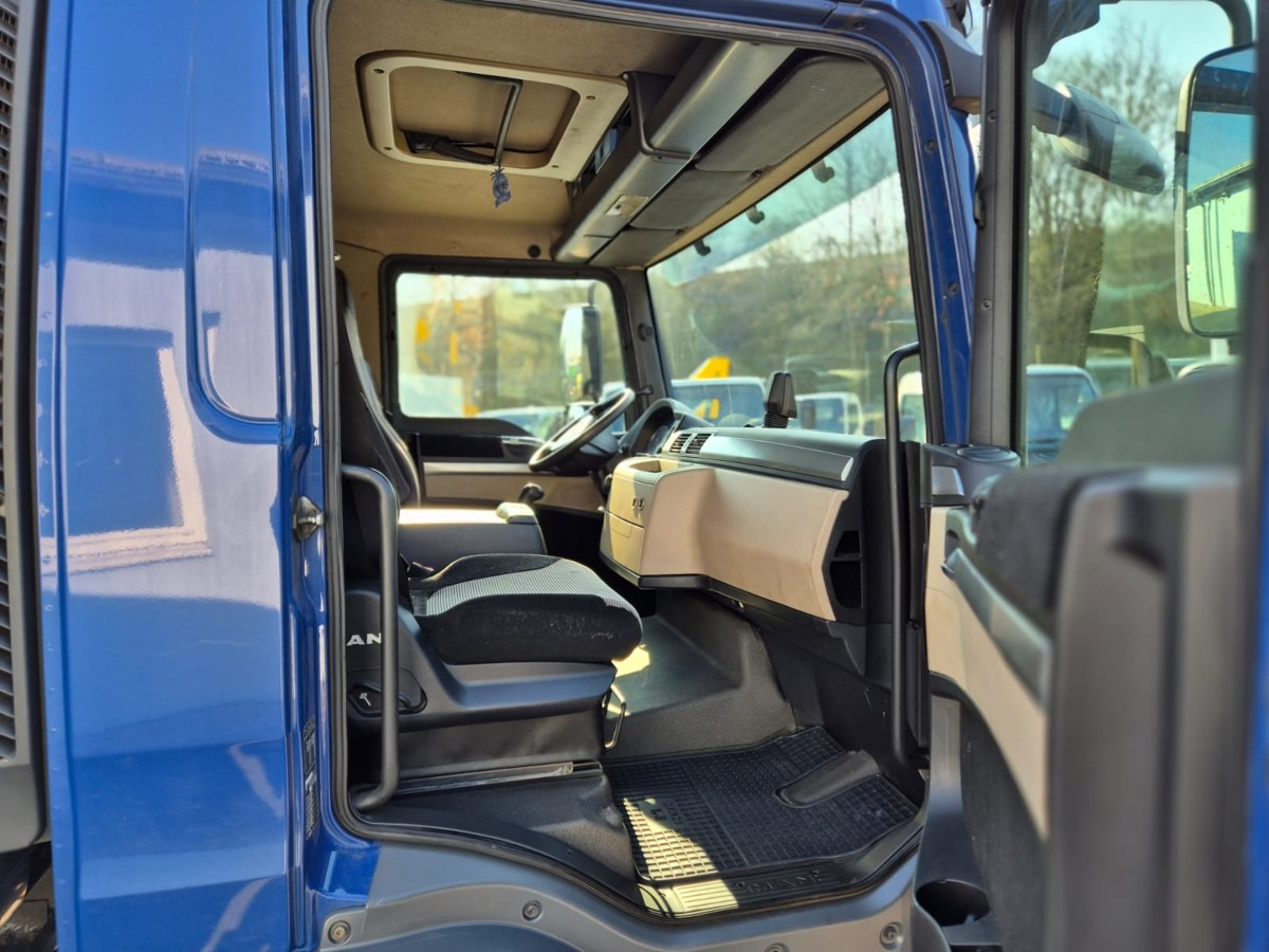 MAN TGL 8.220 Koffer 6.20m LBW AHK 8.190 - Caminhão transporte de veículos, Veículo comercial: foto 3 MAN TGL 8.220 Koffer 6.20m LBW AHK 8.190 - Caminhão transporte de veículos, Veículo comercial: foto 3