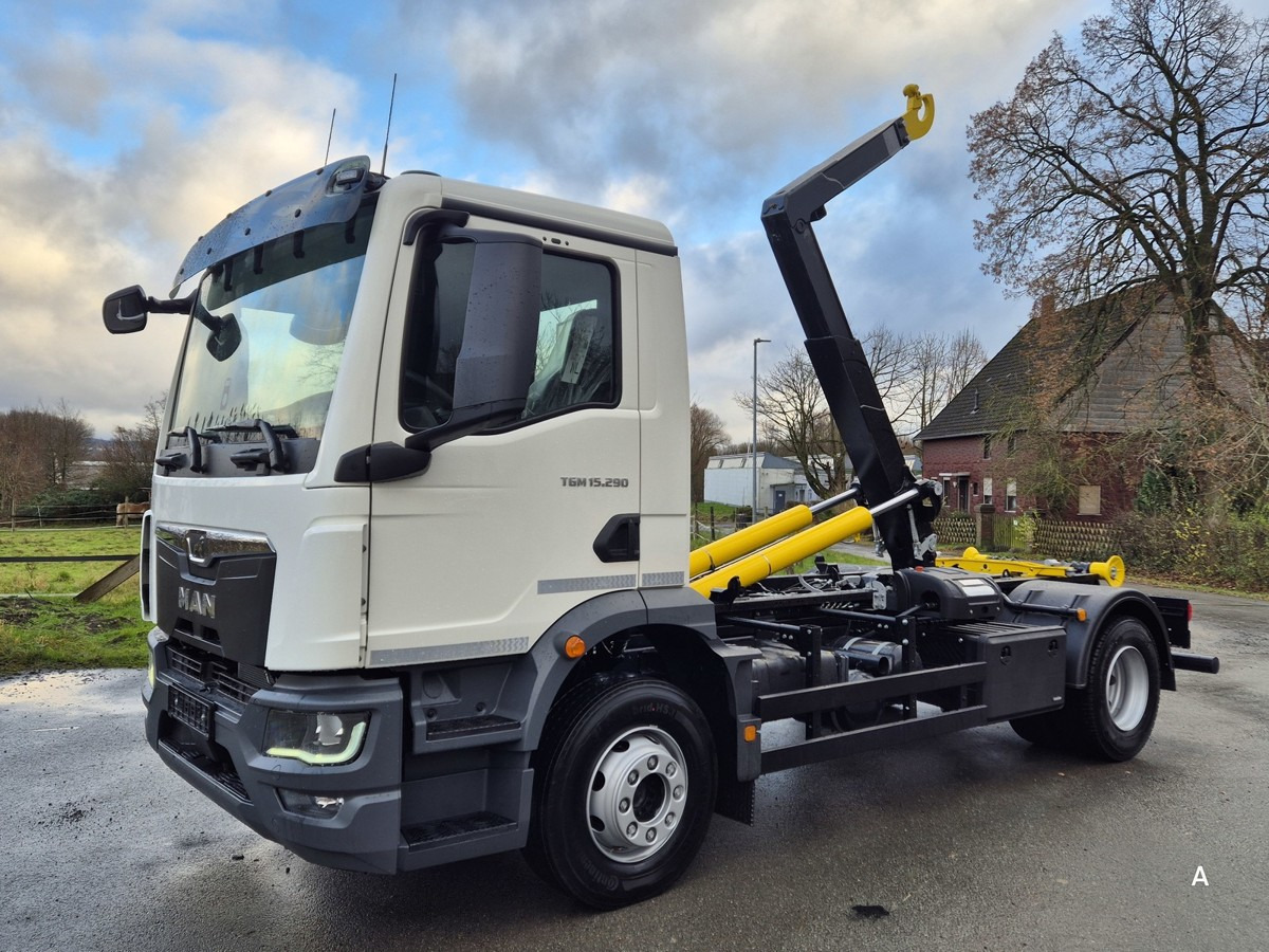 MAN TGM 15.290 BL Abrollkipper PowerMatic Standheiz. - Caminhão polibenne: foto 1 MAN TGM 15.290 BL Abrollkipper PowerMatic Standheiz. - Caminhão polibenne: foto 1