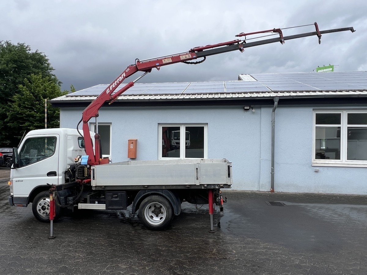 MITSUBISHI Canter 5S13 m. Ladekran Ferrari 530 3xhydr1xmech - Caminhão polibenne, Caminhão grua: foto 1 MITSUBISHI Canter 5S13 m. Ladekran Ferrari 530 3xhydr1xmech - Caminhão polibenne, Caminhão grua: foto 1