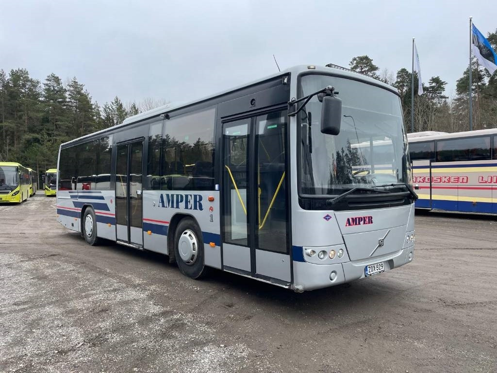 Volvo 8700 B7R - Ônibus suburbano: foto 2 Volvo 8700 B7R - Ônibus suburbano: foto 2