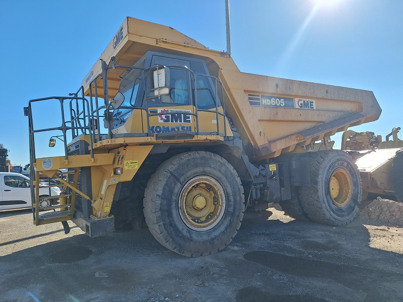 KOMATSU HD605-7EO - Caminhão fora de estrada: foto 2 KOMATSU HD605-7EO - Caminhão fora de estrada: foto 2