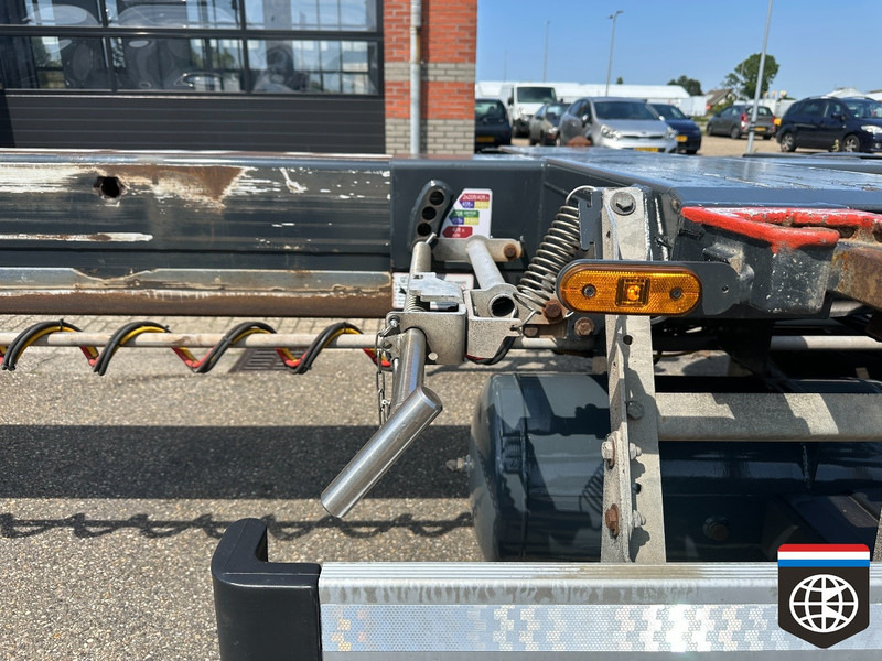 D-Tec FLEXITRAILER LIFT AXLE - DISKBRAKES - 20/30/40/45 HC - CONCOURSTAAT - Semireboque transportador de contêineres/ Caixa móvel: foto 4 D-Tec FLEXITRAILER LIFT AXLE - DISKBRAKES - 20/30/40/45 HC - CONCOURSTAAT - Semireboque transportador de contêineres/ Caixa móvel: foto 4