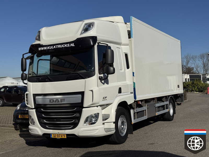 DAF CF 330 FA Space Cab / deepfreezer -30oC / TAILLIFT / - Caminhão frigorífico: foto 2 DAF CF 330 FA Space Cab / deepfreezer -30oC / TAILLIFT / - Caminhão frigorífico: foto 2