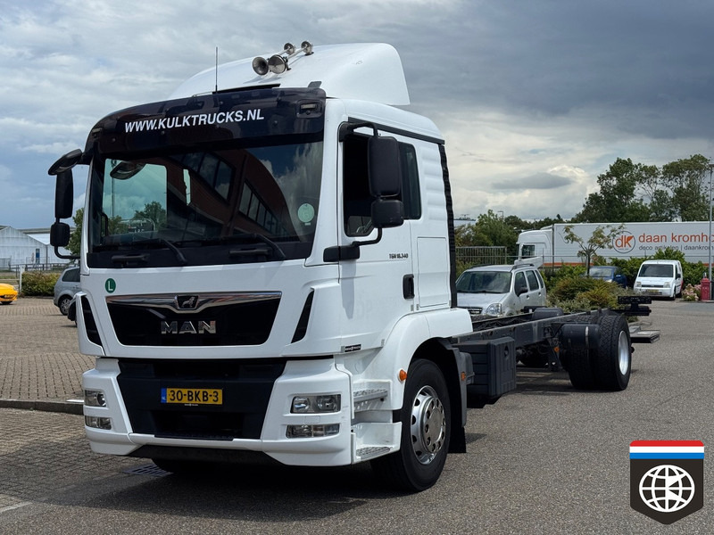 MAN TGM Sleeper cab - WB 6580 - Caminhão chassi: foto 4 MAN TGM Sleeper cab - WB 6580 - Caminhão chassi: foto 4
