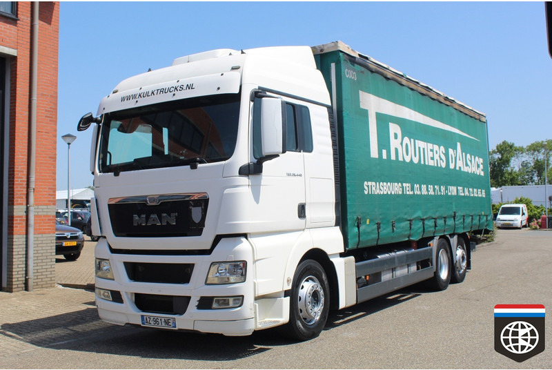 MAN TGX 26 440 RETARDER - NIGHT A/C - Caminhão com lona: foto 2 MAN TGX 26 440 RETARDER - NIGHT A/C - Caminhão com lona: foto 2