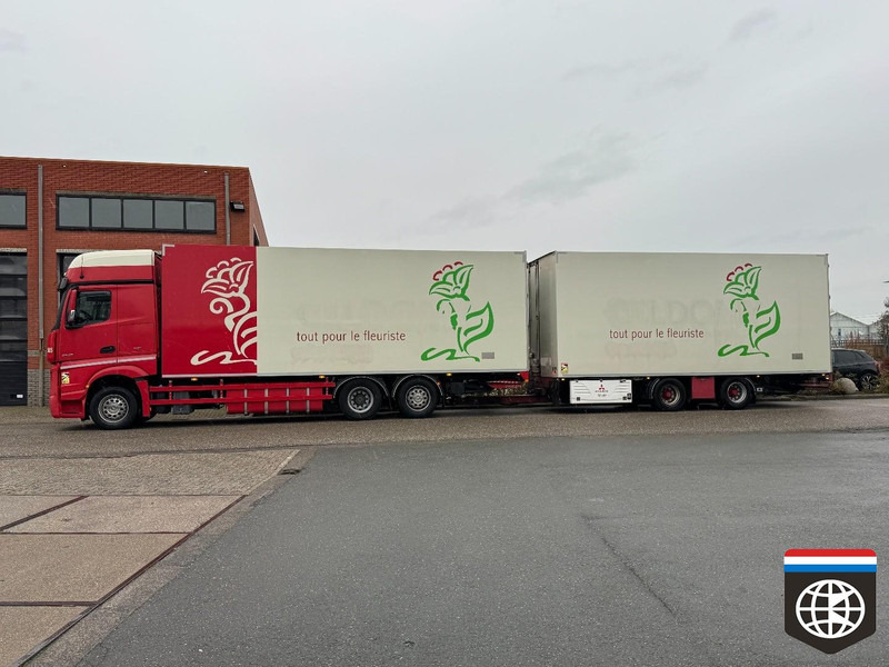 Mercedes-Benz ACTROS 2745 Giga Space - FRIGO COMBINATION -30oC - 2x TAIL LIFT - 49 CC capacity - Caminhão frigorífico: foto 3 Mercedes-Benz ACTROS 2745 Giga Space - FRIGO COMBINATION -30oC - 2x TAIL LIFT - 49 CC capacity - Caminhão frigorífico: foto 3