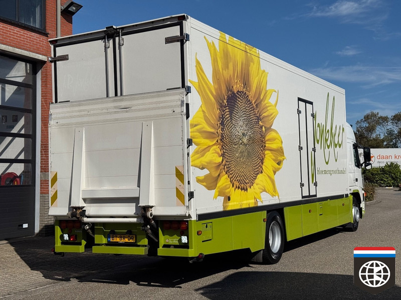 Volvo FM 300 - FRIGO BOX TRUCK + Taillift - New tyres - CONCOURSTAAT - Caminhão frigorífico: foto 3 Volvo FM 300 - FRIGO BOX TRUCK + Taillift - New tyres - CONCOURSTAAT - Caminhão frigorífico: foto 3