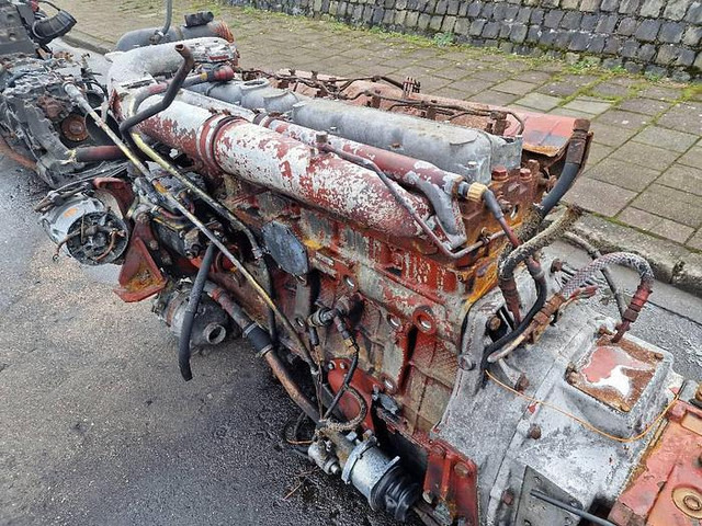 Iveco Turbostar 190-360 - Peça de reposição: foto 5 Iveco Turbostar 190-360 - Peça de reposição: foto 5