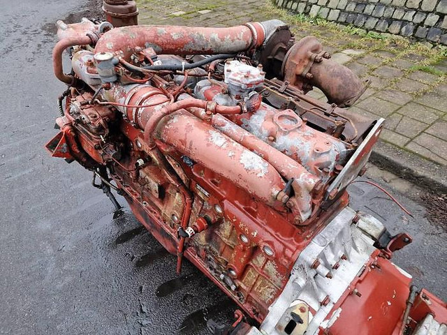 Iveco Turbostar 190-360 - Peça de reposição: foto 4 Iveco Turbostar 190-360 - Peça de reposição: foto 4