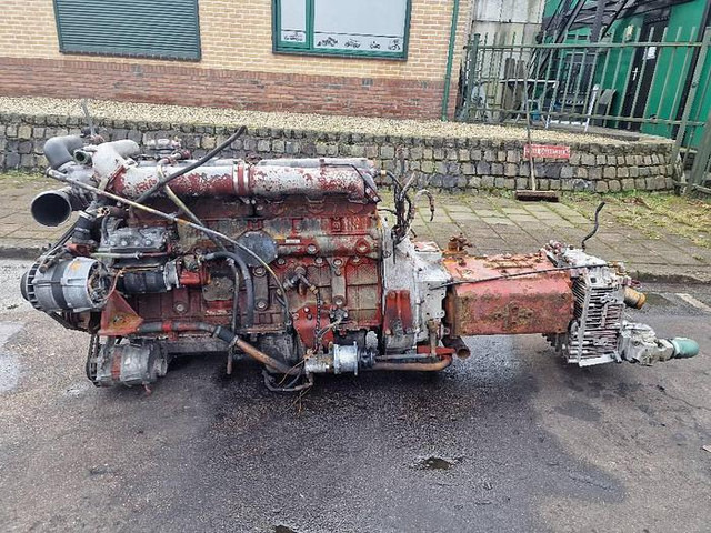 Iveco Turbostar 190-360 - Peça de reposição: foto 2 Iveco Turbostar 190-360 - Peça de reposição: foto 2