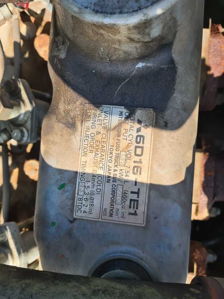 Guindaste sobre esteiras KOBELCO 7045: foto 9