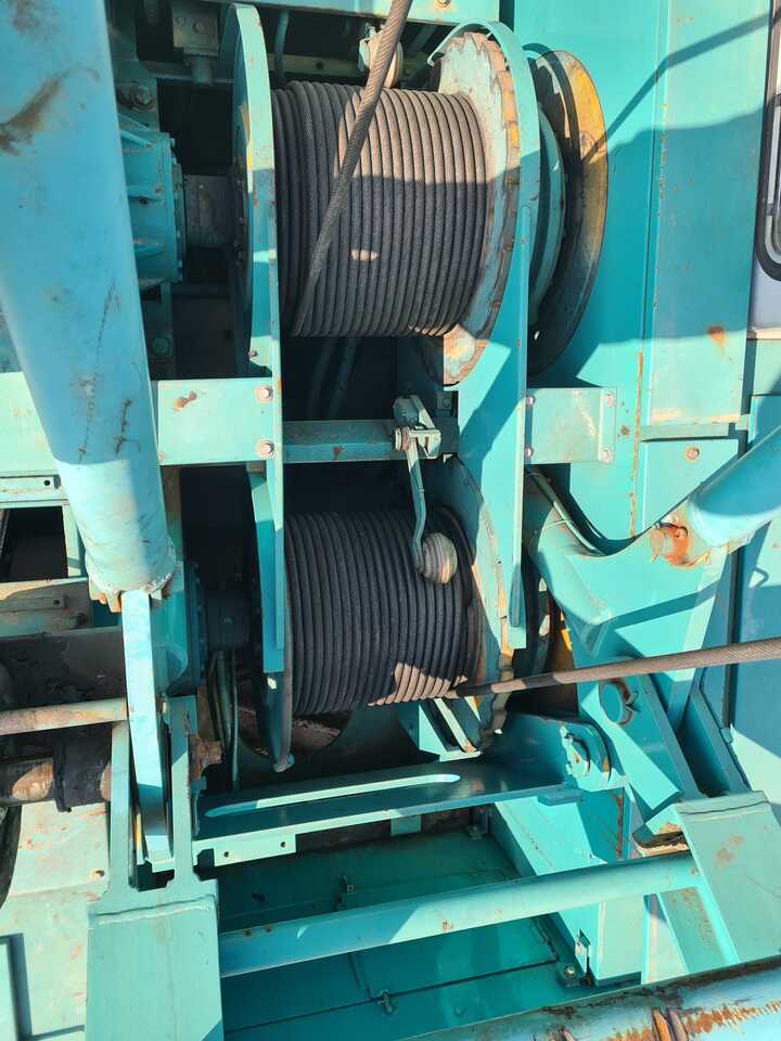 Guindaste sobre esteiras KOBELCO 7045: foto 7
