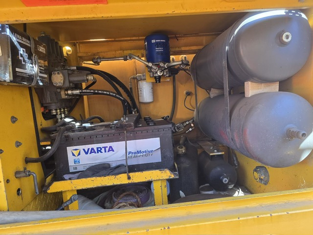 Sennebogen S1225R - Guindaste sobre esteiras: foto 5 Sennebogen S1225R - Guindaste sobre esteiras: foto 5