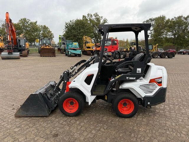 Bobcat L28, Schaufel, Palettengabel, S.W.S. - Carregadeira de rodas: foto 3 Bobcat L28, Schaufel, Palettengabel, S.W.S. - Carregadeira de rodas: foto 3