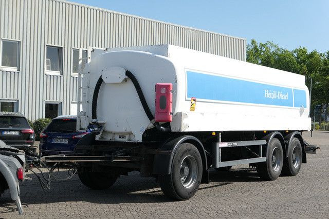 Bunge TAA 22.5/3A3, 3 Kammern,Oben- und Untenbefüllung - Reboque tanque: foto 4 Bunge TAA 22.5/3A3, 3 Kammern,Oben- und Untenbefüllung - Reboque tanque: foto 4