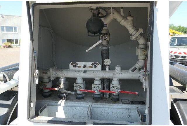Semirreboque tanque para transporte de cemento Feldbinder EUT 37.5, 1 Kammer, Luft-Lift, 27m³, SAF-Achsen: foto 6