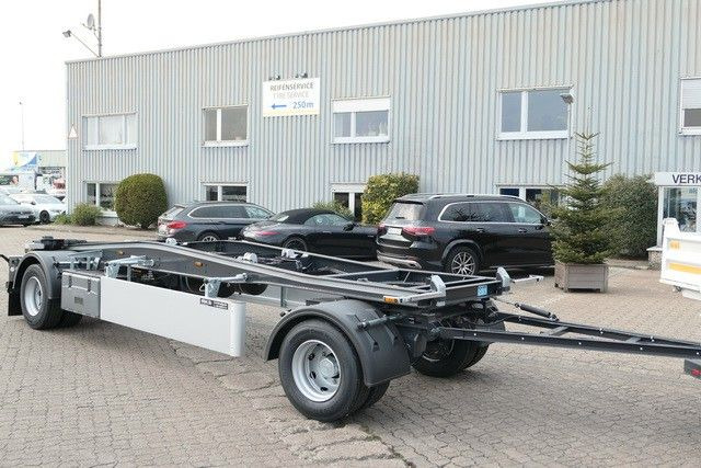 HKM G 18 SZL 5.2, Schlitten, Zwillingsbereifung, LED - Reboque ampliroll/ Multibenne: foto 3 HKM G 18 SZL 5.2, Schlitten, Zwillingsbereifung, LED - Reboque ampliroll/ Multibenne: foto 3